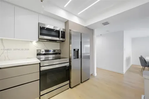 20505 E Country Club Drive Aventura FL 33180