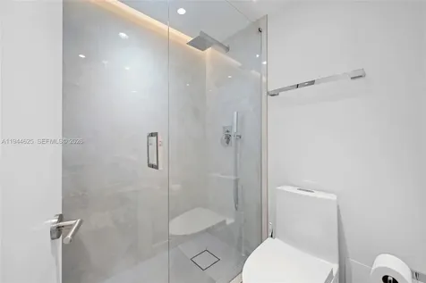 20505 E Country Club Drive Aventura FL 33180