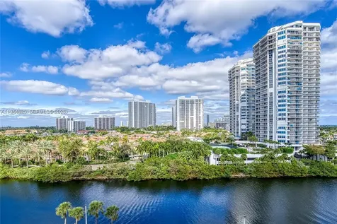 20505 E Country Club Drive Aventura FL 33180