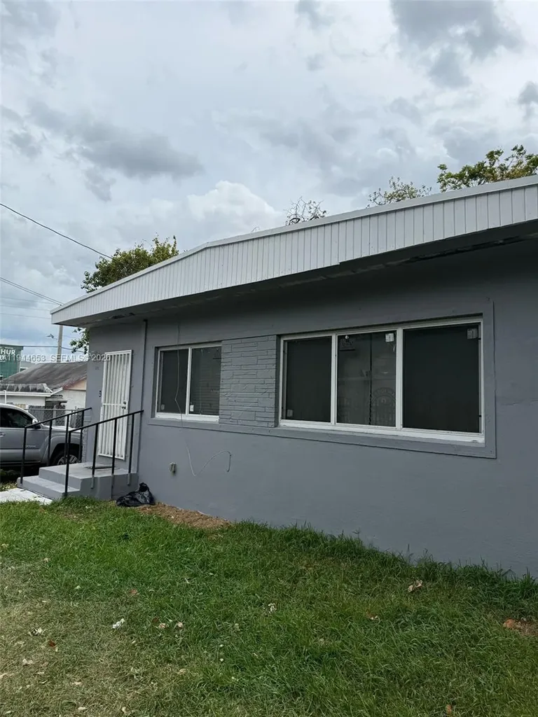 170 NE 68th Terrace Miami FL 33138