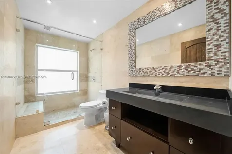 6411 SW 185th Way Weston FL 33332