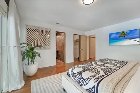 5910 N Bayshore Drive Miami FL 33137