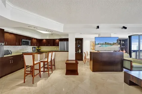 19667 Turnberry Way Aventura FL 33180