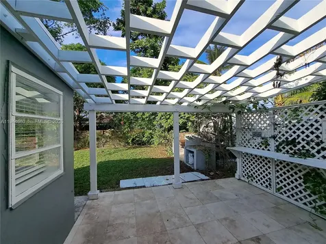 335 NW 102nd Street Miami FL 33150