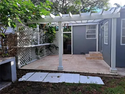 335 NW 102nd Street Miami FL 33150