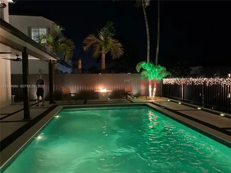 1680 SW 154th Path Miami FL 33185