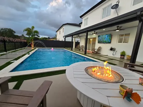 1680 SW 154th Path Miami FL 33185