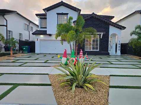 1680 SW 154th Path Miami FL 33185