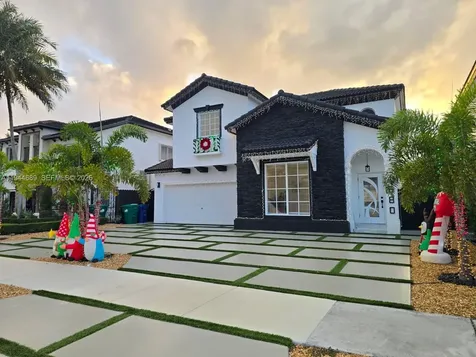 1680 SW 154th Path Miami FL 33185