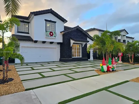 1680 SW 154th Path Miami FL 33185