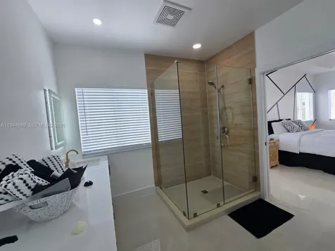 1680 SW 154th Path Miami FL 33185