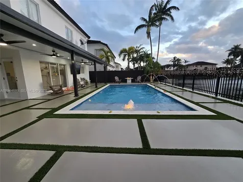 1680 SW 154th Path Miami FL 33185