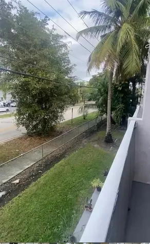 2690 W 76th Street Hialeah FL 33016