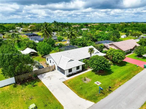 18830 SW 294th Terrace Homestead FL 33030