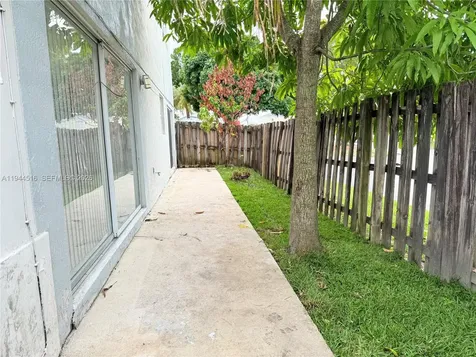 9861 SW 222nd Terrace Cutler Bay FL 33190