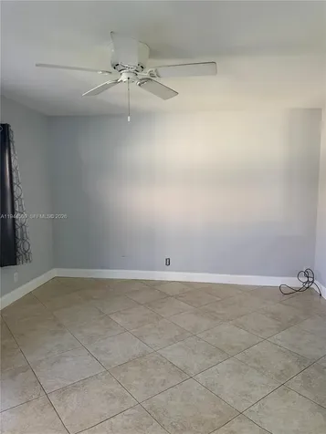 566 Saxony L Delray Beach FL 33446