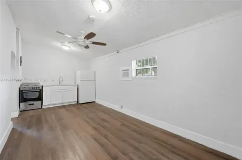 5401 SW 20th Street West Park FL 33023