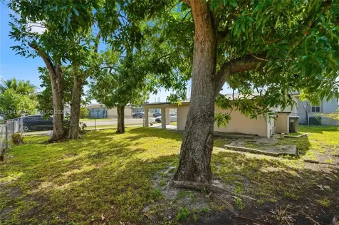 5401 SW 20th Street West Park FL 33023