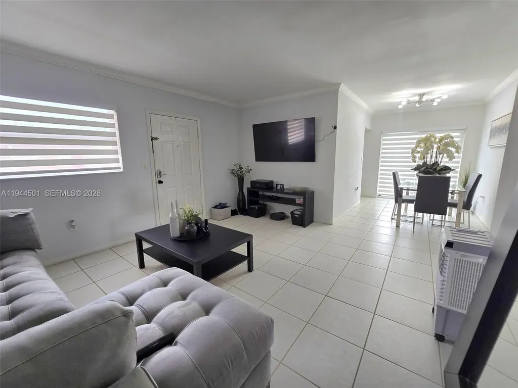 1265 W 24th Street Hialeah FL 33010