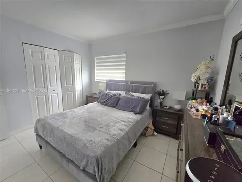1265 W 24th Street Hialeah FL 33010