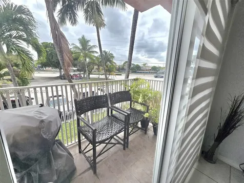 1265 W 24th Street Hialeah FL 33010