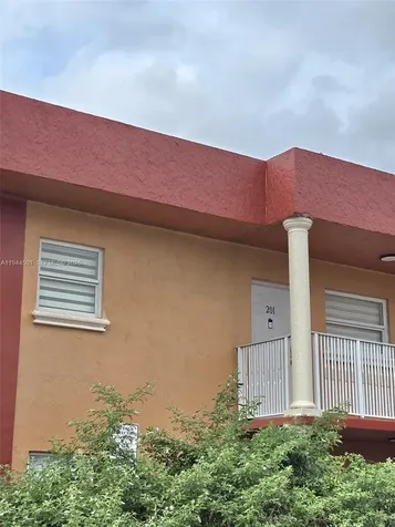 1265 W 24th Street Hialeah FL 33010