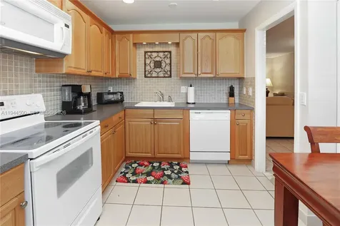 1425 Atlantic Shores Boulevard Hallandale Beach FL 33009