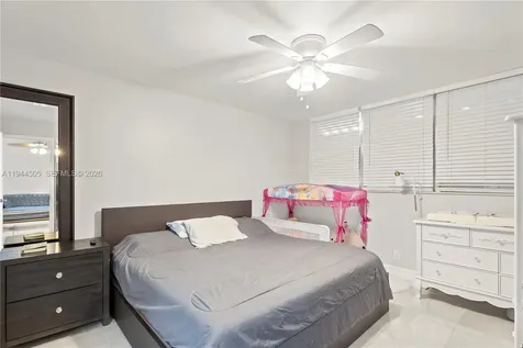 400 SE 10th Street Deerfield Beach FL 33441