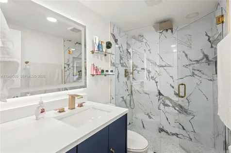 400 SE 10th Street Deerfield Beach FL 33441