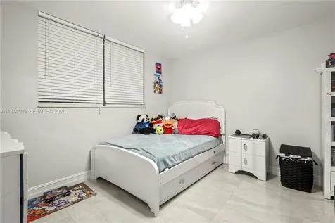 400 SE 10th Street Deerfield Beach FL 33441
