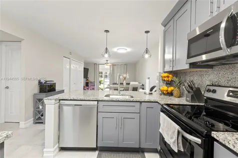 400 SE 10th Street Deerfield Beach FL 33441