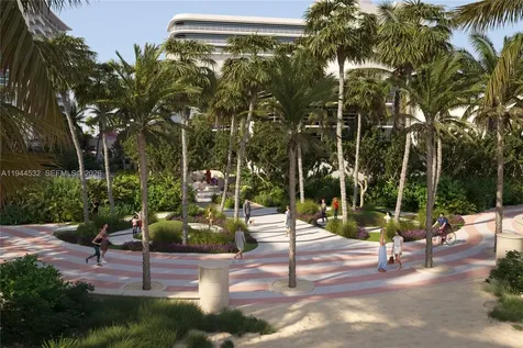 100 Lincoln Road Miami Beach FL 33139