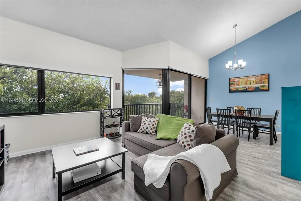 6701 SW 116th Court Miami FL 33173