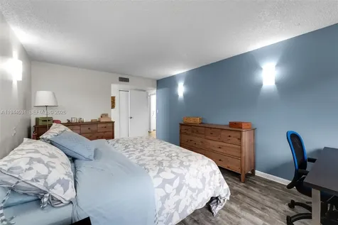 6701 SW 116th Court Miami FL 33173