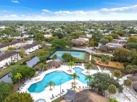 6701 SW 116th Court Miami FL 33173