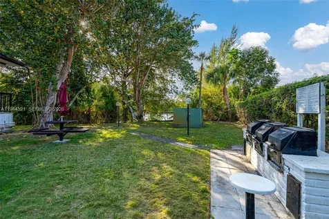 13953 Kendale Lakes Circle Miami FL 33183