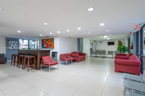 13953 Kendale Lakes Circle Miami FL 33183