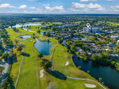 13953 Kendale Lakes Circle Miami FL 33183