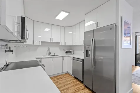 13953 Kendale Lakes Circle Miami FL 33183