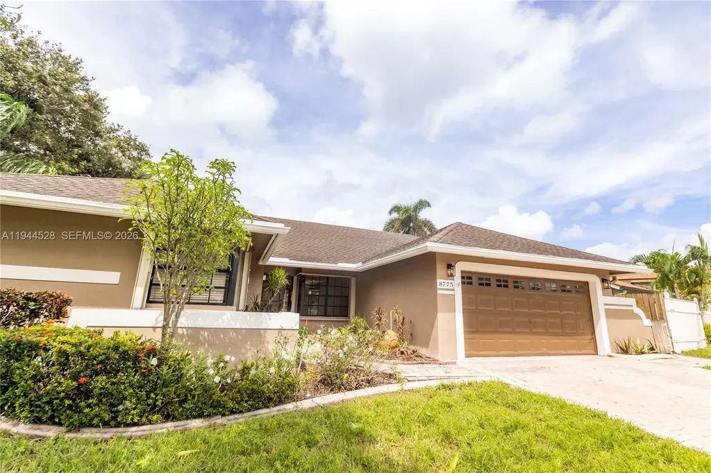 8775 SW 57th Street Cooper City FL 33328