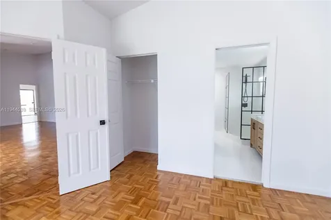 8775 SW 57th Street Cooper City FL 33328
