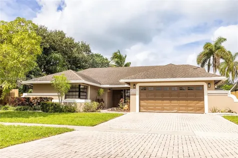 8775 SW 57th Street Cooper City FL 33328