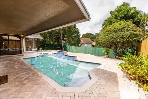 8775 SW 57th Street Cooper City FL 33328