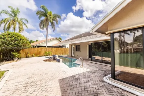 8775 SW 57th Street Cooper City FL 33328