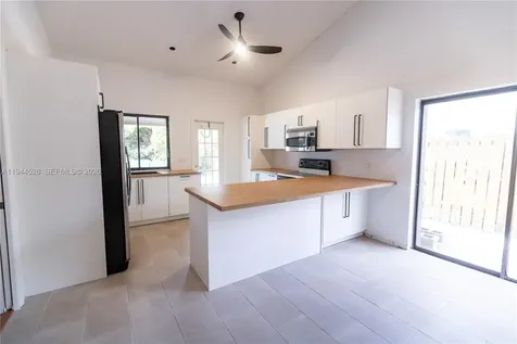 8775 SW 57th Street Cooper City FL 33328