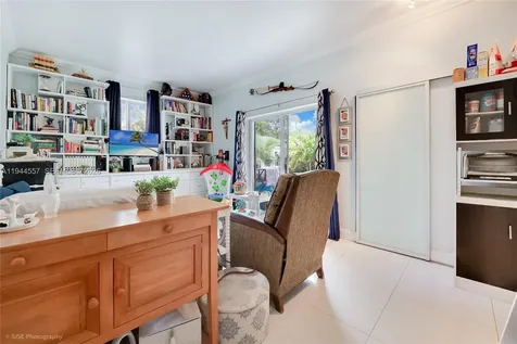 8265 SW 119th Street Miami FL 33156
