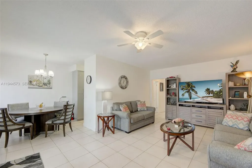 800 SW 11th Avenue Hallandale Beach FL 33009