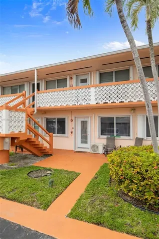 800 SW 11th Avenue Hallandale Beach FL 33009