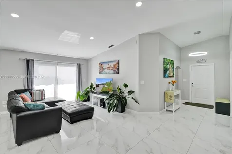 18273 SW 143rd Place Miami FL 33177