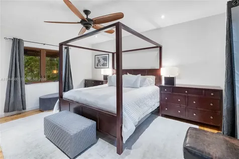 320 W 26th Street Miami Beach FL 33140